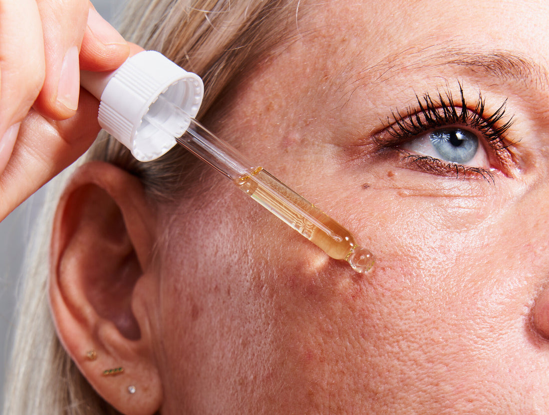How To Use Retinol: A Beginner's Guide