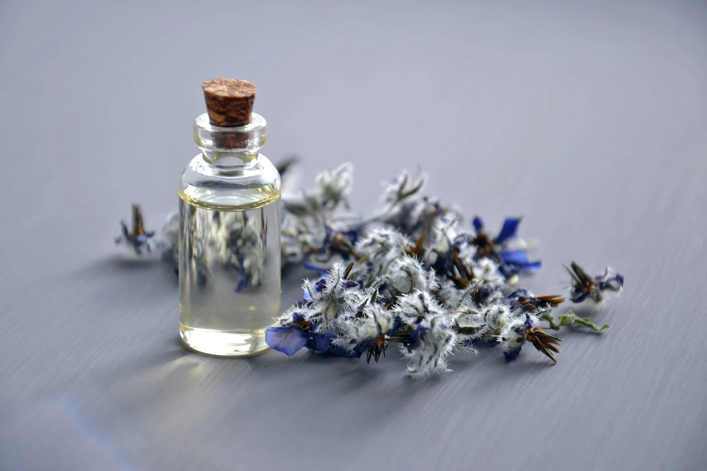 Relax and De-Stress During the Holidays with Aromatherapy