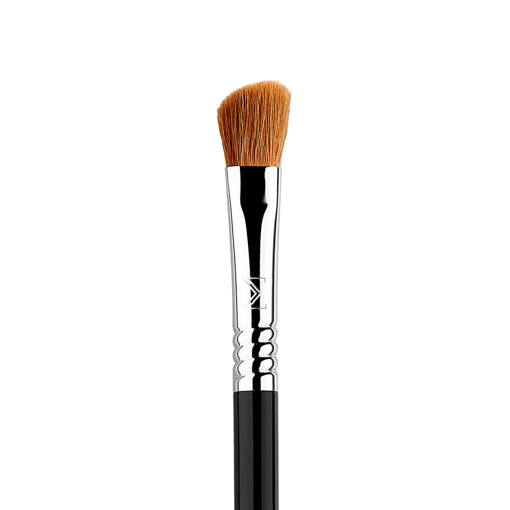 Sigma Beauty E70 Medium Angled Shading Brush