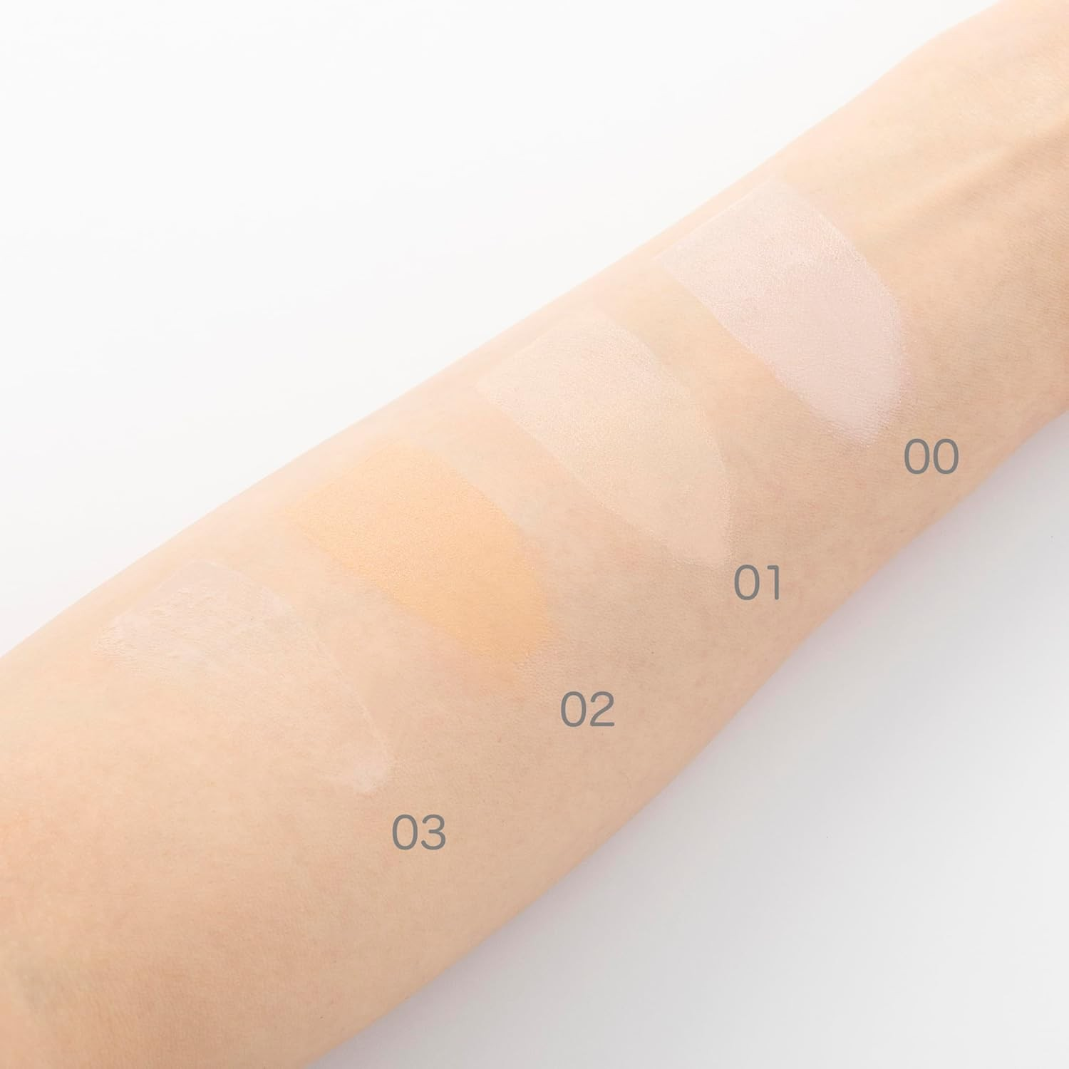Paul & Joe Moisturizing Foundation Primer 01