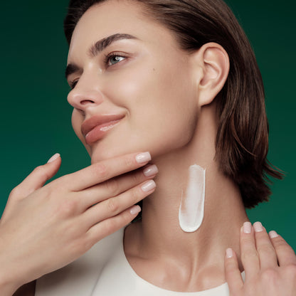RéVive Lissant Line-Smoothing Neck Night Cream