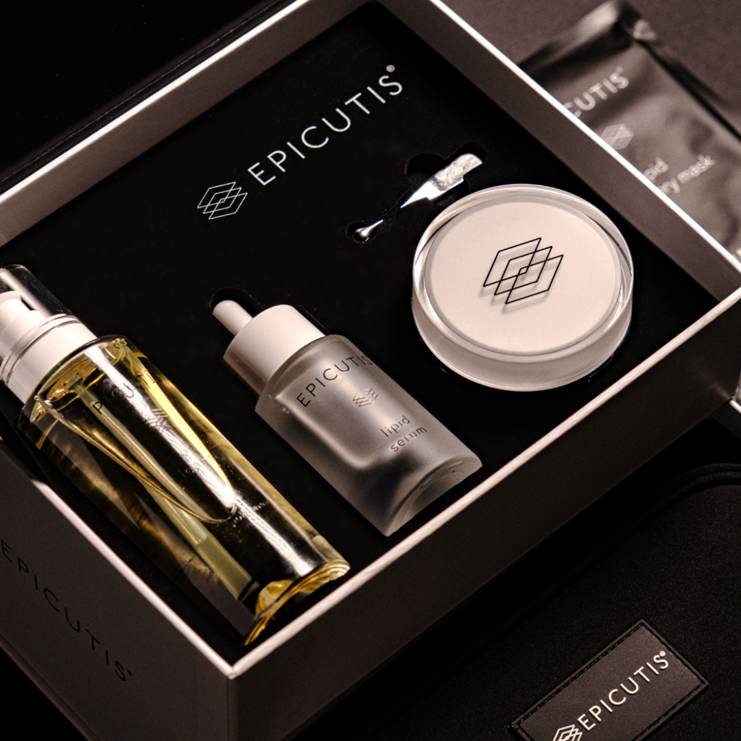 Epicutis Oil Cleanser, Lipid Serum and Hyvia Crème inside the Skincare Simplified Holiday Set box