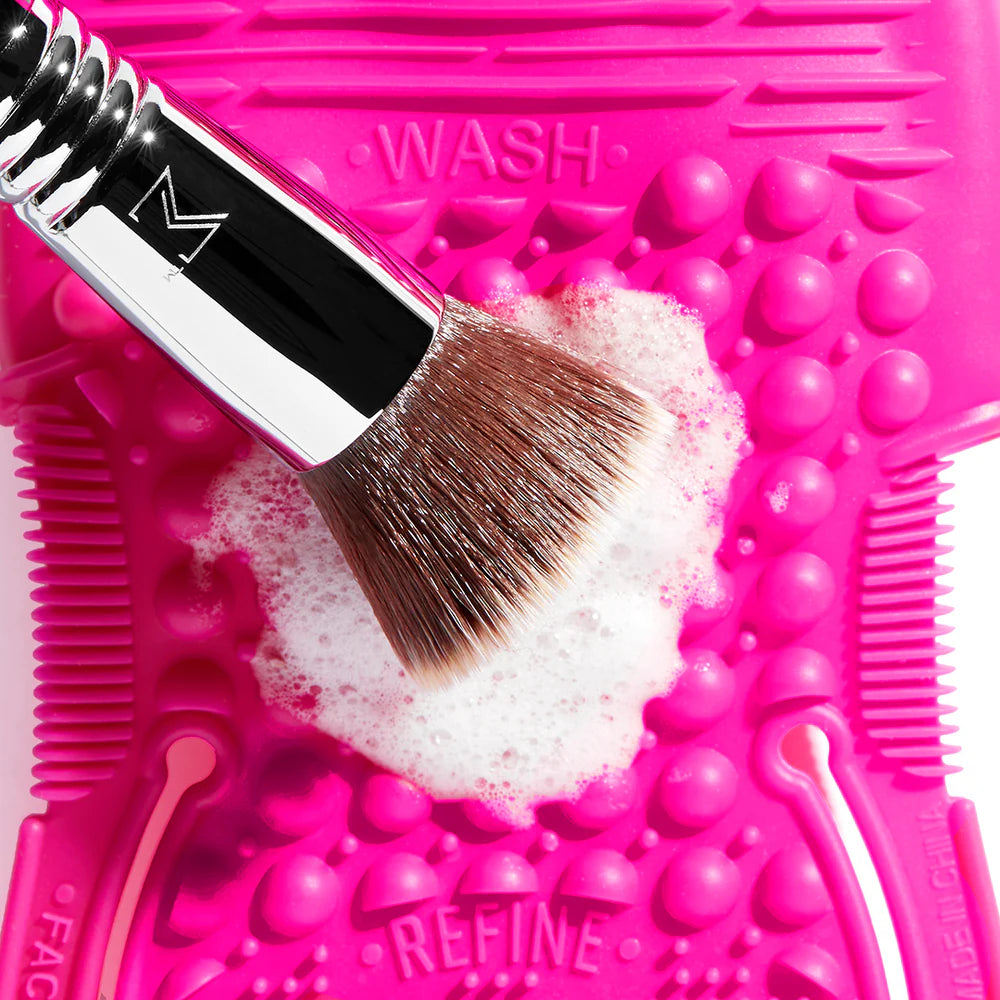 Sigma Beauty Sigma Spa® Express Brush Cleansing Glove Info