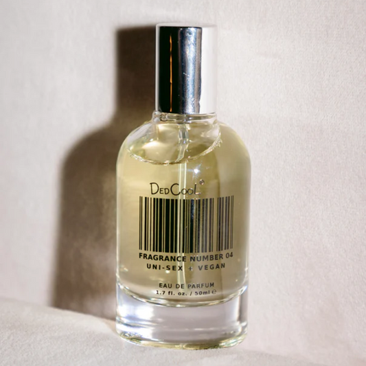 DedCool Fragrance 04 Fig + Black Pepper