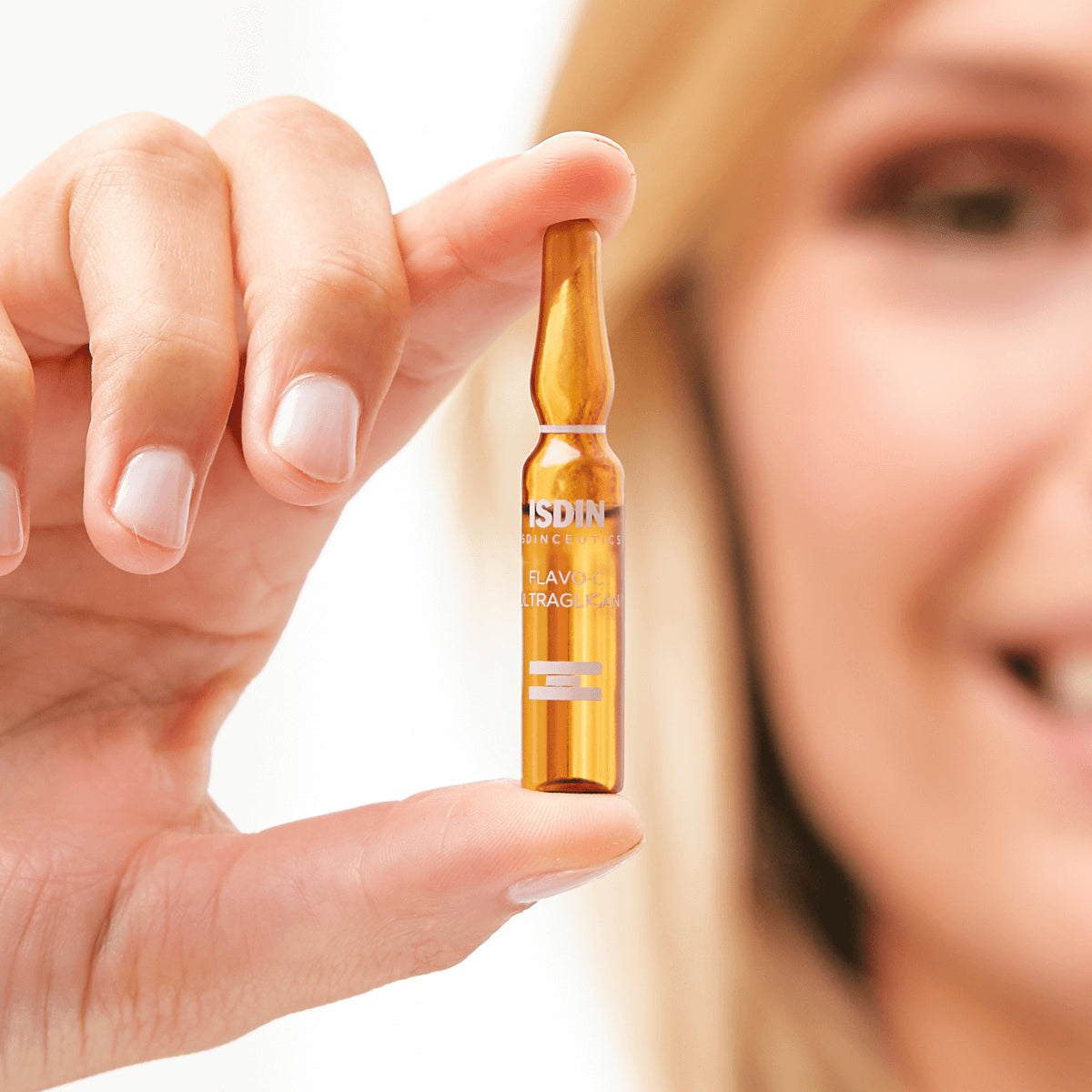ISDIN Isdinceutics Flavo-C Ultraglican 10 ampoules